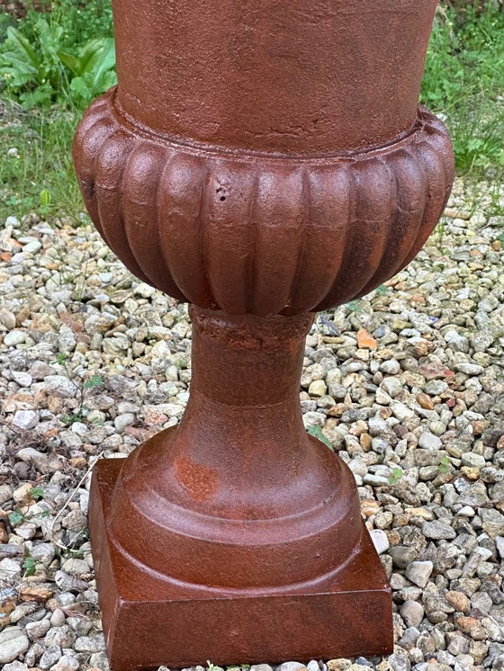 Image 1 of Medici gietijzeren waskommen (paar), hoogte 74 cm