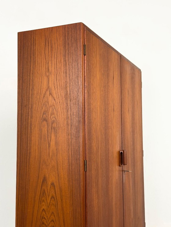 Image 1 of Deense kast in teakhout van Børge Mogensen voor Søborg Møbelfabrik, jaren 60