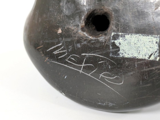 Image 1 of Statuetta di gufo Barro Negro messicano d'epoca | Ceramica fatta a mano in argilla nera di Oaxaca degli anni '70