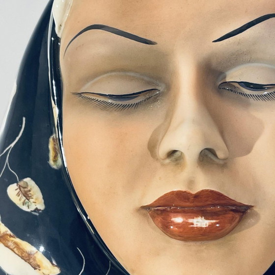 Triart Bassano Buste Visage de Femme avec Voile Sculptures, 1940 – Ceramic, Art Deco (photo 3 of 15)