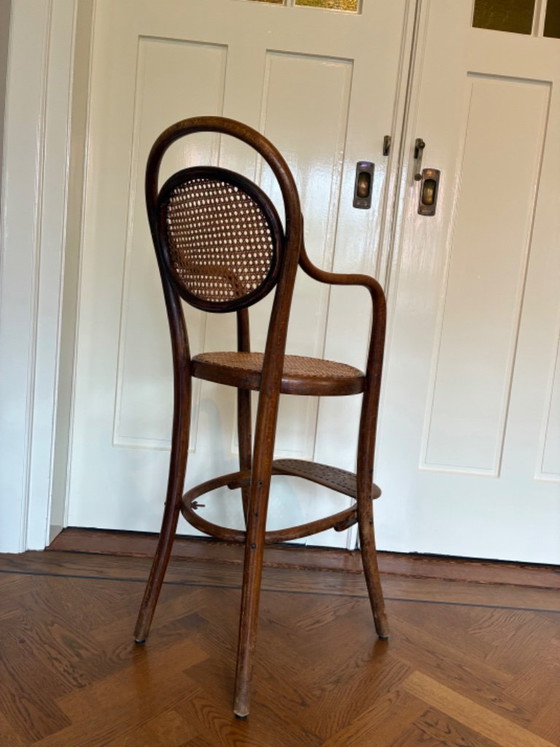 Thonet Hochstuhl 1895 – Stühle und Loungesessel, Rattan, Wood (photo 7 of 9)