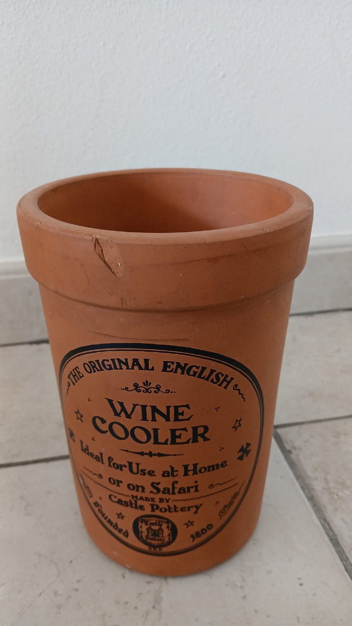 Refroidisseur de vin en terre cuite