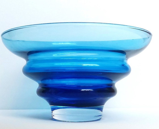 Image 1 of Blaue Glasvase „Freiheit“