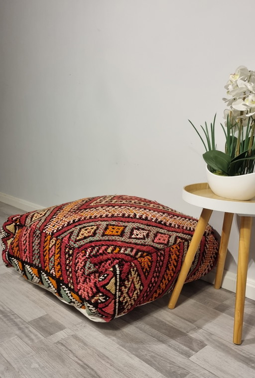 Pouf Kilim Berbère Vintage