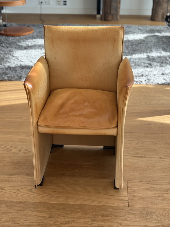 Image 1 of 8 Cassina leren eetkamerstoelen