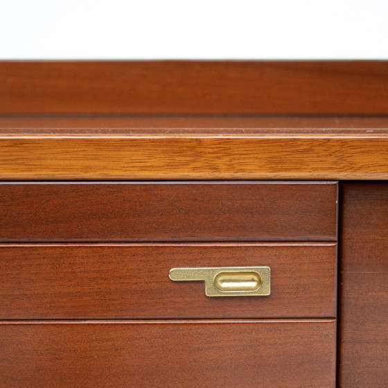 Image 1 of Set di due comodini in legno italiani di metà secolo