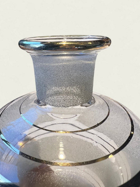 Image 1 of Set di bicchieri da liquore vintage con caraffa | Anni '60 | Stile Art Déco | Vetro satinato e finiture dorate