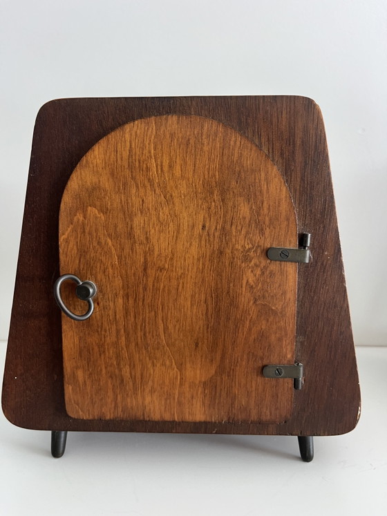 Tischuhr im Mid-Century-Modern-Stil – Haid mit Hermle-Uhrwerk – 1950er/60er Jahre – Uhren, Wood, Glass (photo 6 of 7)