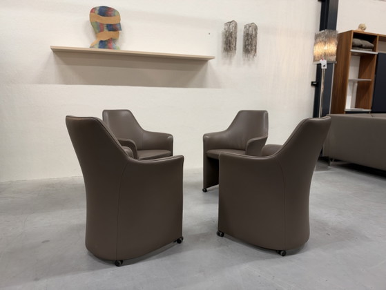 4 Leolux Lirio Esszimmerstühle braunes Leder (Foto 16 von 25)