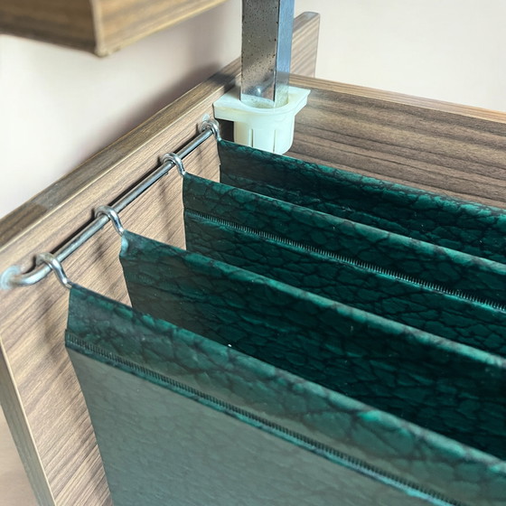 Image 1 of Tavolino laterale/contenitore per ufficio/portariviste anni &#39;70 in Resopal nello stile di Rolf Hesland, prodotto in Germania