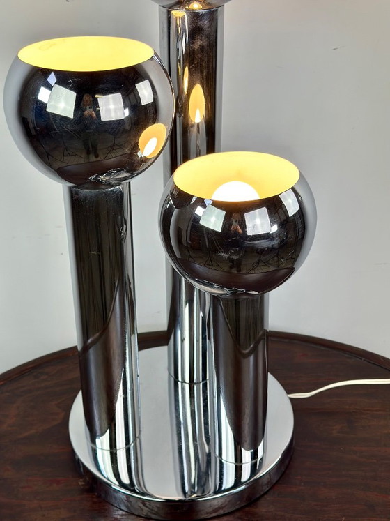 Vintage Space Age Chrome Table Lamp 1970s – Metal (photo 9 of 12)