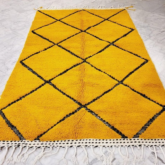 Image 1 of Alfombra bereber tradicional hecha a mano 250 cm x 150 cm