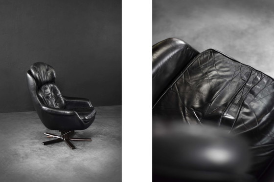 Image 1 of Poltrona girevole vintage in pelle nera, stile scandinavo moderno di metà secolo, anni '70