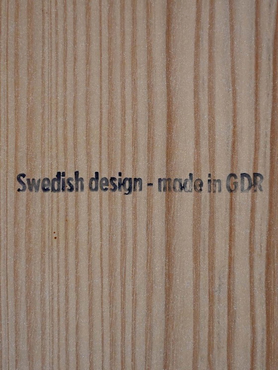 Image 1 of Table vintage suédoise des années 1960 en formica à effet de pin