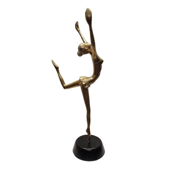 Image 1 of Ballerina in ottone nello stile di Somchai Hattakitkosol