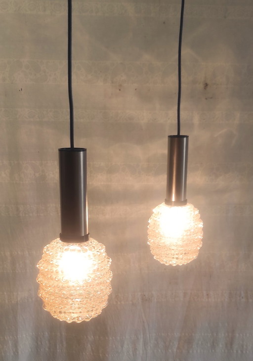 Hanglampen van amberkleurig glas in de stijl van H. Tynelle - jaren 70
