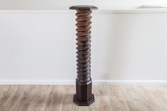 Image 1 of 19th-century French wine press screw on pedestal - Authentic and decorative