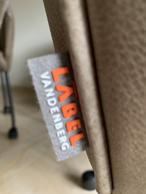 LABEL van den Berg Eetkamerstoelen Mali en Gabón