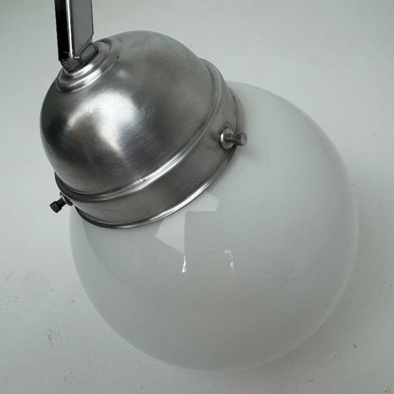 Image 1 of PAIRE D’ANCIENNES APPLIQUES EN OPALINE VINTAGE