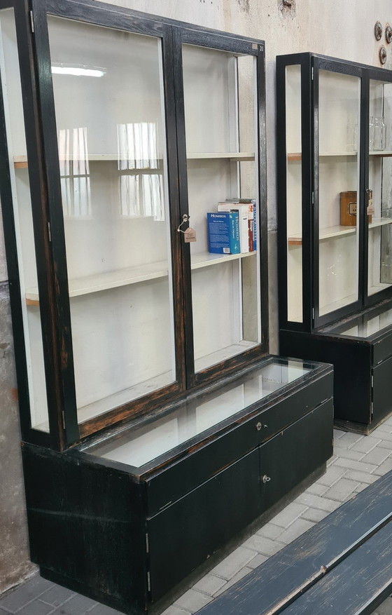 Image 1 of Vetrine vintage provenienti dalla Repubblica Ceca