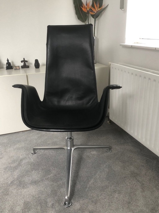 FK Tulip Chair From KILL International. – fauteuils, Leather (photo 2 of 15)