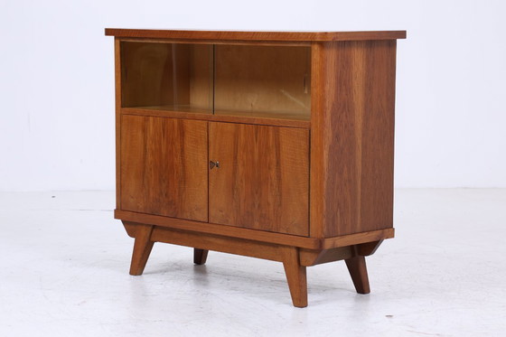 Image 1 of Vintage ladekast met glazen deuren jaren 60 | Mid Century vitrinekast gangkast | Retro jaren 70 hout #06-17