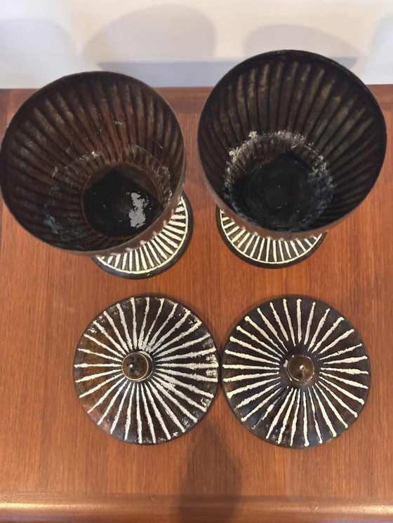 Image 1 of Vintage Franse metalen urnen met deksels