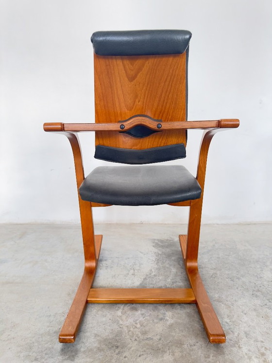 Sedia ergonomica Stokke Actulum di Peter Opsvik, Norvegia, 1979 – Sedie e poltrone, Leather, Wood (photo 5 of 8)