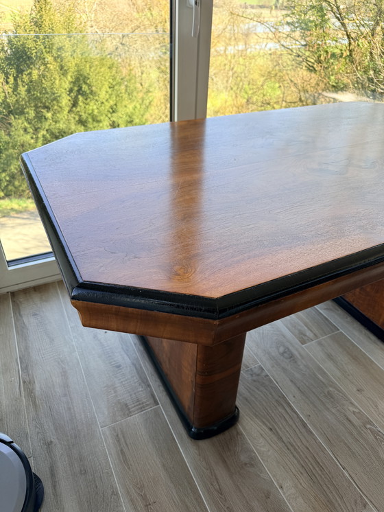 Image 1 of English Art Deco Style Dining Table – London  – Walnut Veneer