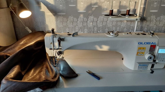 Image 1 of Gelderland Oberman armchair 601 - Jan des Bouvrie