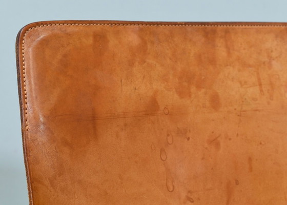 Image 1 of Set di 4 sedie da pranzo Angelo Mangiarotti per Skipper ‘Tre 3’ in cuoio color cognac, Italia – 1978
