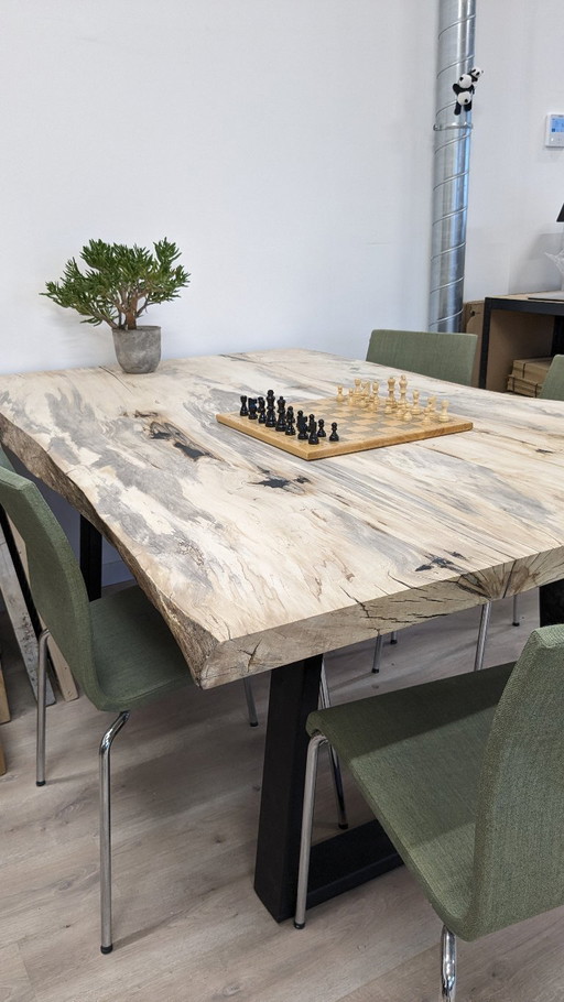 Table de salle à manger en érable massif