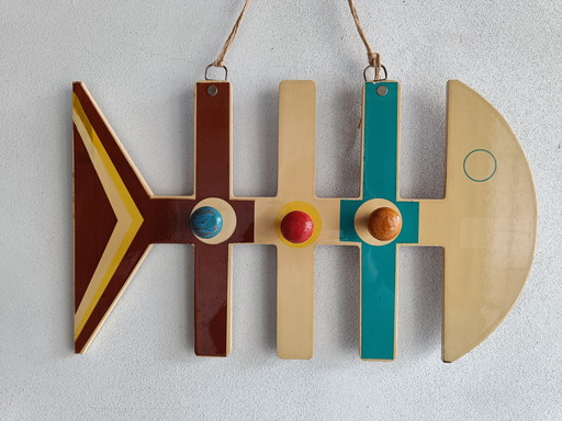 Appendiabiti in legno stile Mid-Century Modern, a forma astratta di pesce, Italia, anni '60