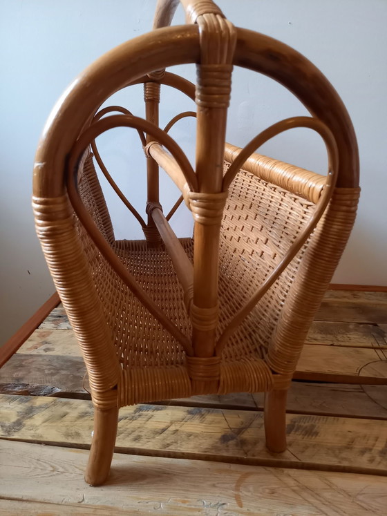 Beautiful Vintage Rattan Magazine Rack, Brown (photo 5 of 6)