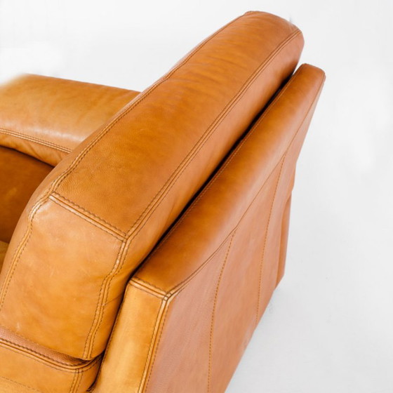 Poltrona in pelle cammello, realizzata da Roche Bobois. Vintage - Francia, anni '80. – Poltrone, Leather (photo 14 of 18)