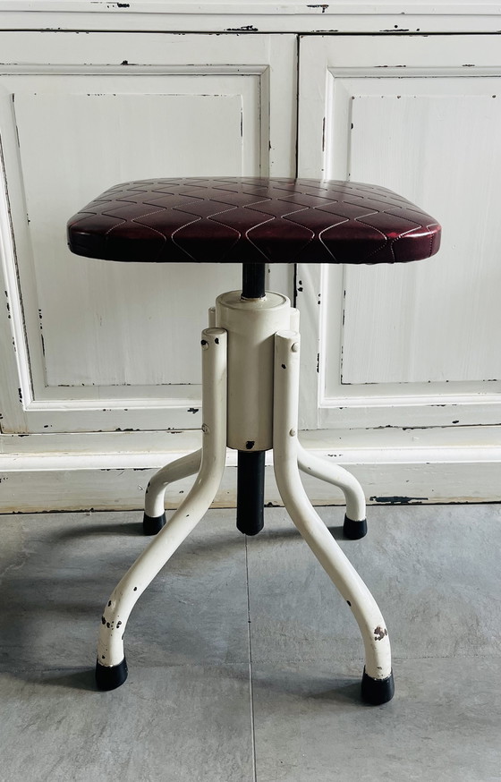 Image 1 of Taburete giratorio industrial/médico