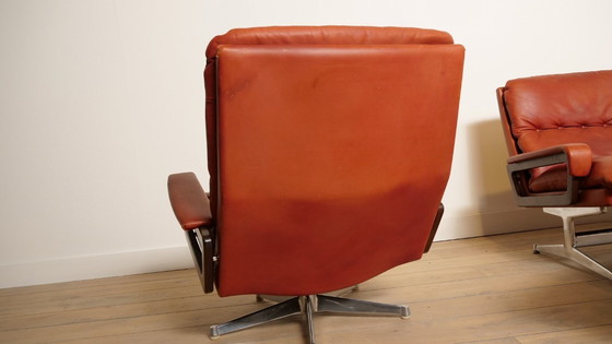 Image 1 of Vintage zithoek | 3-zits | fauteuil + hocker | King sofa | Leer