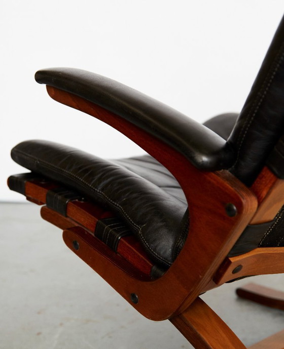 Image 1 of Sedia a sbalzo scandinava in pelle con poggiapiedi di Elsa & Nordahl Solheim per Rybo Rykken, anni '60, set di 2