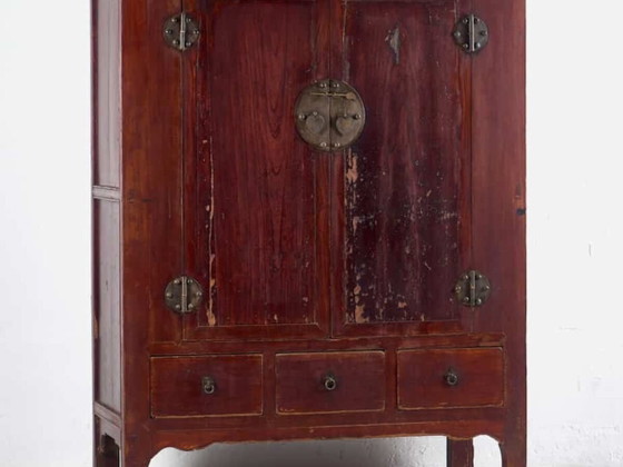 Armadio antico rosso bordeaux (Cina, c.1900) (photo 2 of 15)