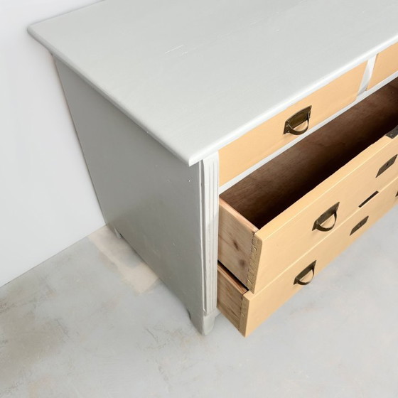 Image 1 of Chique ladekast in vintage stijl