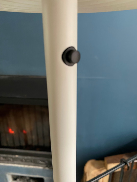 Image 1 of Lampada da terra a forma di fungo Nymane Ikea TYP G1706 in metallo bianco vintage 1990