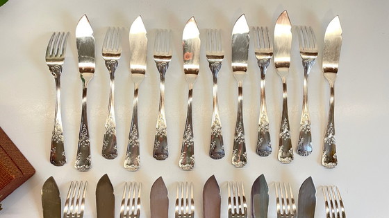 Image 1 of 12 Fourchettes 12 Couteaux à Poisson PLATIL Métal Argenté 