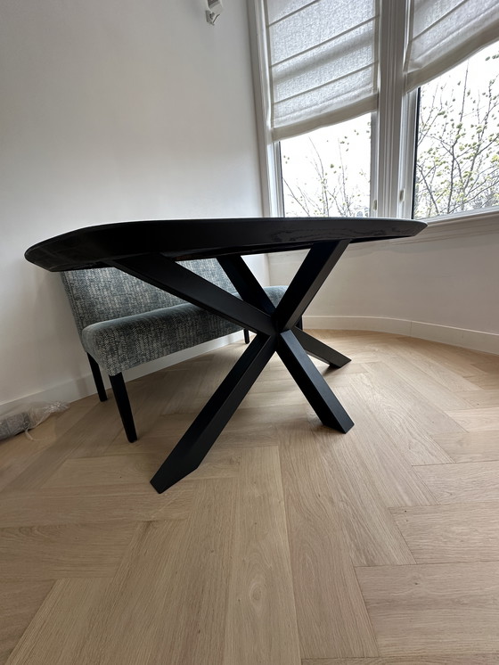 Image 1 of Table à manger Chêne Noir Danois Ovale 160x90