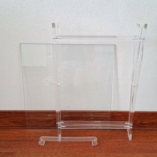 Table d'appoint pliante vintage des années 1970, en plexiglas transparent avec plateau en verre.