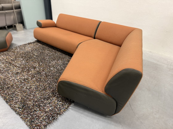 Image 1 of Leolux Guadalupe Corner Sofa with Hocker Tiempo fabric Green leather