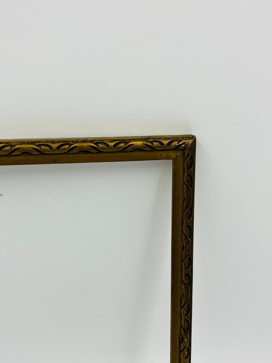 Image 1 of Set aus zwei antiken Holzrahmen mit altgoldener Oberfläche