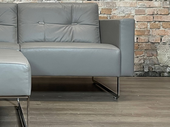 Image 1 of Artifort Mare Romance