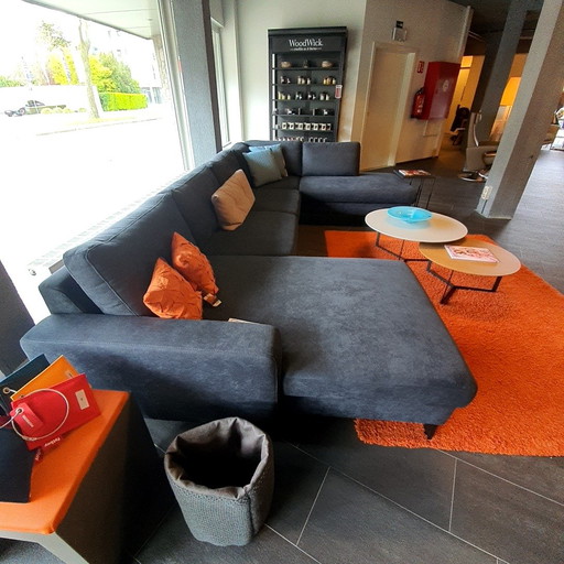 Intermezzo corner sofa