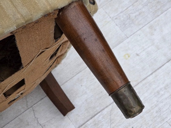 Image 1 of Dänischer Sessel aus den 1960er Jahren, hellgrüner Möbelveloursbezug, Buchenholz.