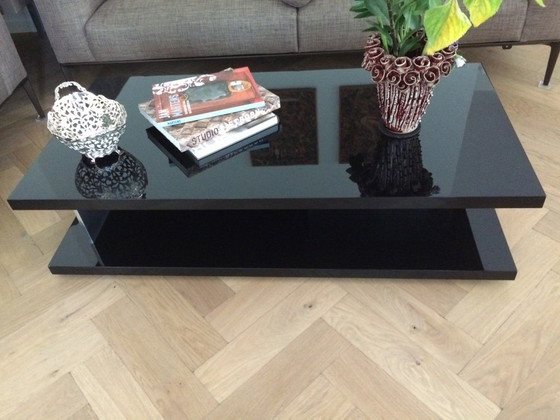 Image 1 of Designer coffee table in black high-gloss lacquer finish